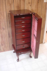 jewelry-cabinet-repaired-and-touched-up